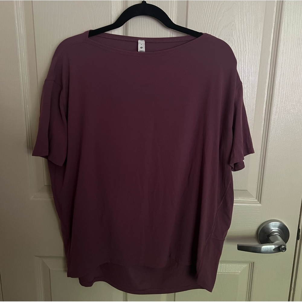 Lululemon pink/purple T-shirt- 8
